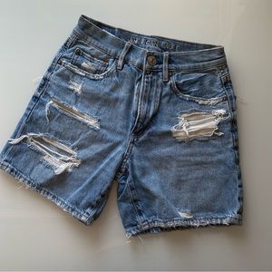 90’s distressed boyfriend short - American Eagle